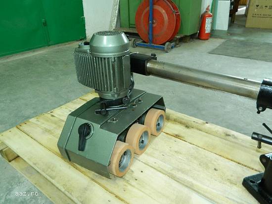 Dispozitiv de avans Pertici univer 508