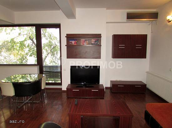Inchiriere apartament 3 camere bloc nou Pajura Jiului