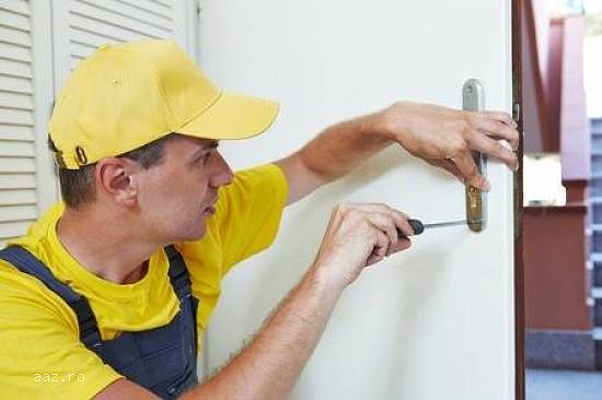LOCK-O Reparatii usi,  instalatii sanitare
