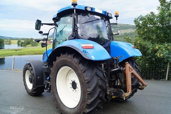 New Holland T6-165