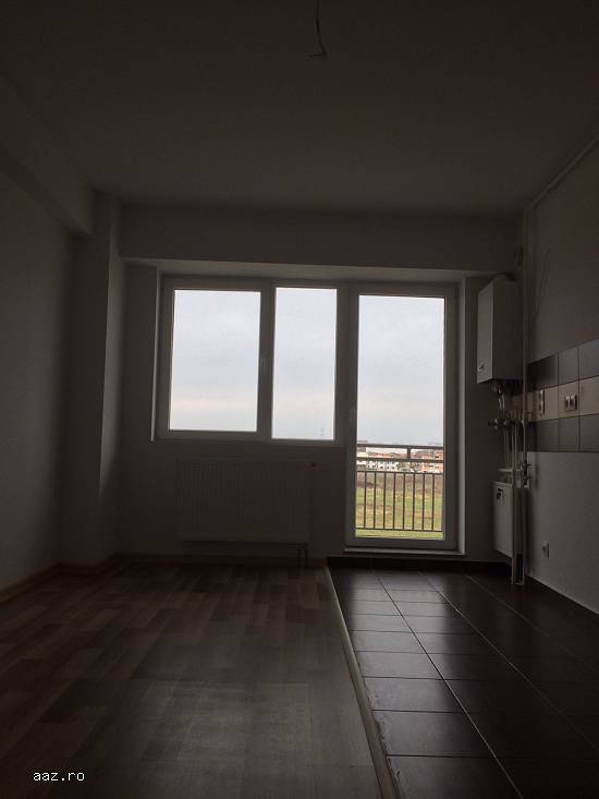 Inchiriez Apartament cu garaj