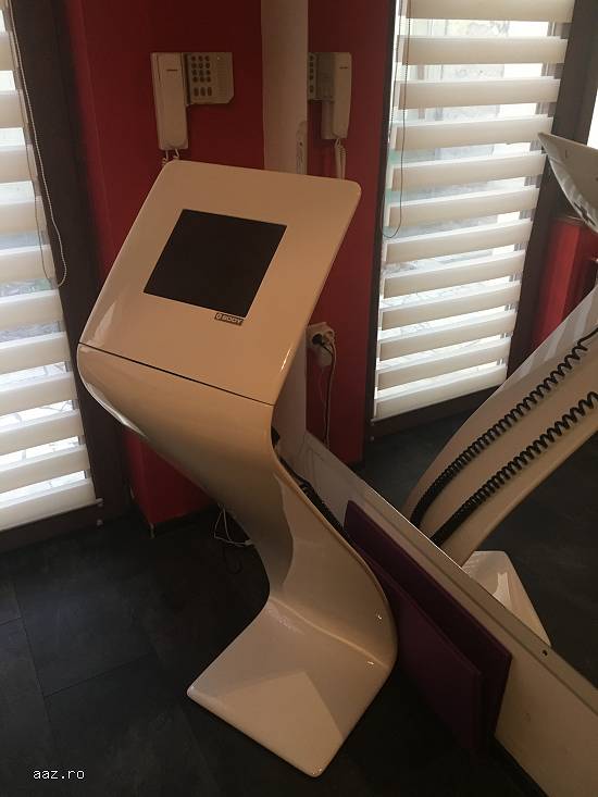 Vand mobilier si aparate necesare deschiderii unui salon de ingrijire corporala