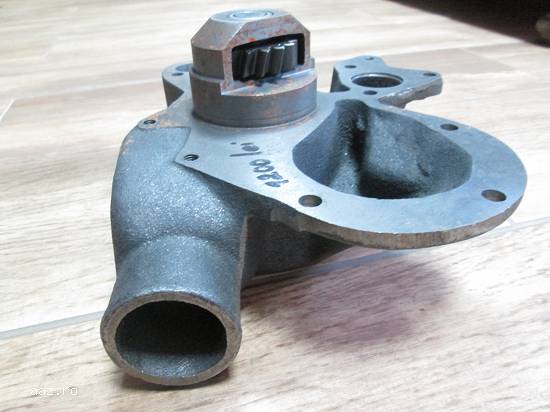 Pompa de apa � motor Perkins 1004-40 ,   Perkins 1006-60