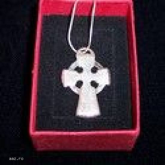 Vand cruciulite NOI din argint cu lant,  BONUS 30%