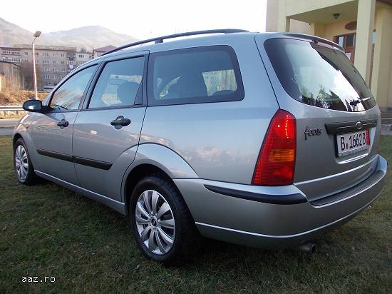 vand ford focus 1, 6 benzina euro 4 AF 2004