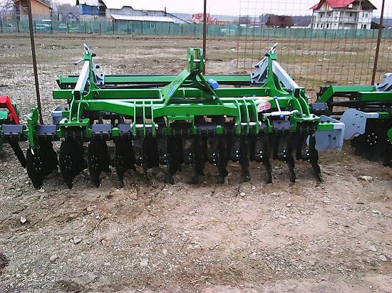 grapa cu discuri 3 m talere 560 mm diametru