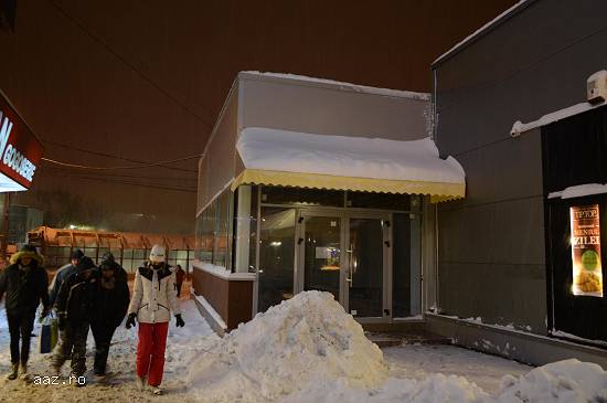 Inchiriez spatiu comercial in zona Crangasi