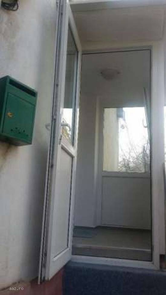 3 camere centru civic iasi
