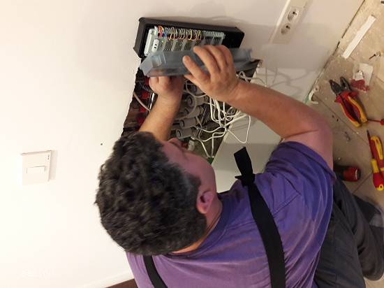 Electrician autorizat pentru București și Ilfov