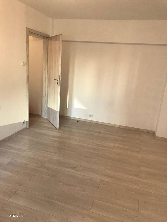 Inchiriez apartament 3 camere Mosilor