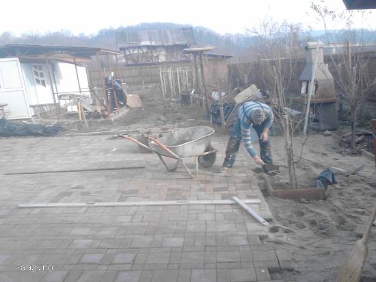 Constructi case, placari pavele, polistiren