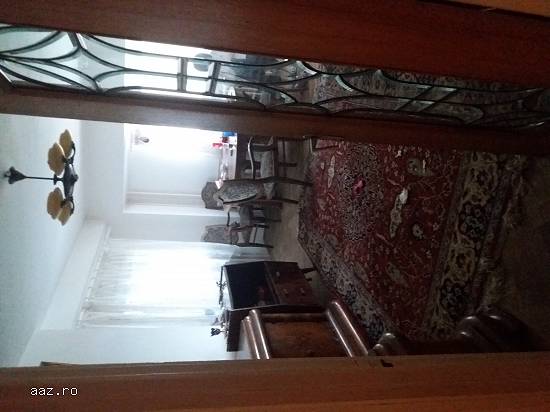 Coleg/colega de apartament