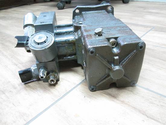 Pompa de utilaje Liebherr