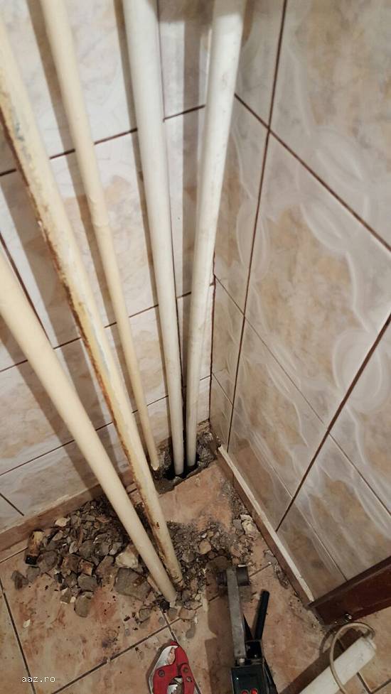 Instalați sanitare Etc.