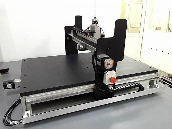 CNC Router Desktop - Masina cu comanda numerica - 3 axe