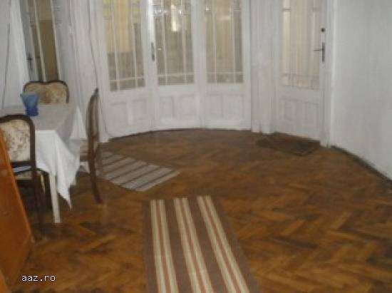 Vanzare apartament Piata Unirii 7 camere in vila 220mp