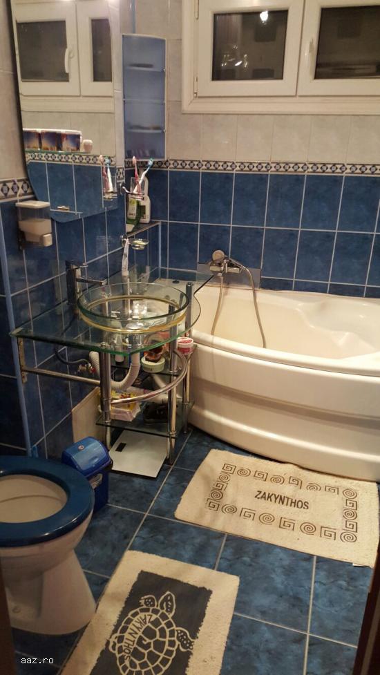 Inchiriez apartament cu 3 camere in zona Berceni