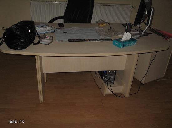 Lichidator judiciar,    vand piese de mobilier si aparatura de birou