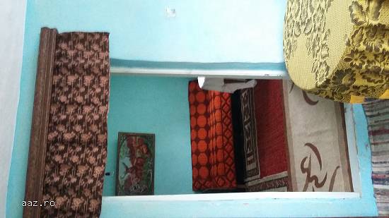 Vand Casa la Tara 2 camere.