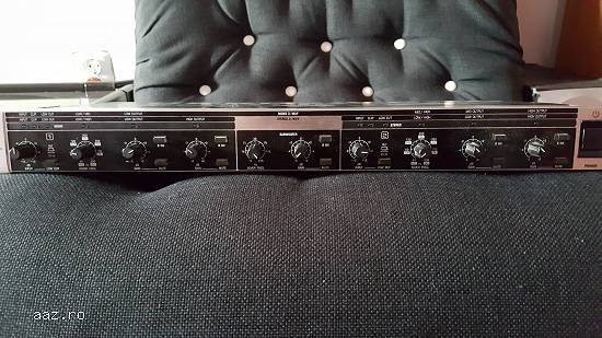 crossover behringer cx2310