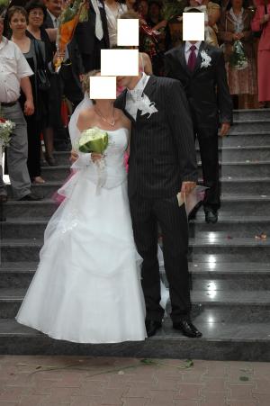 vand rochie mireasa din 2008