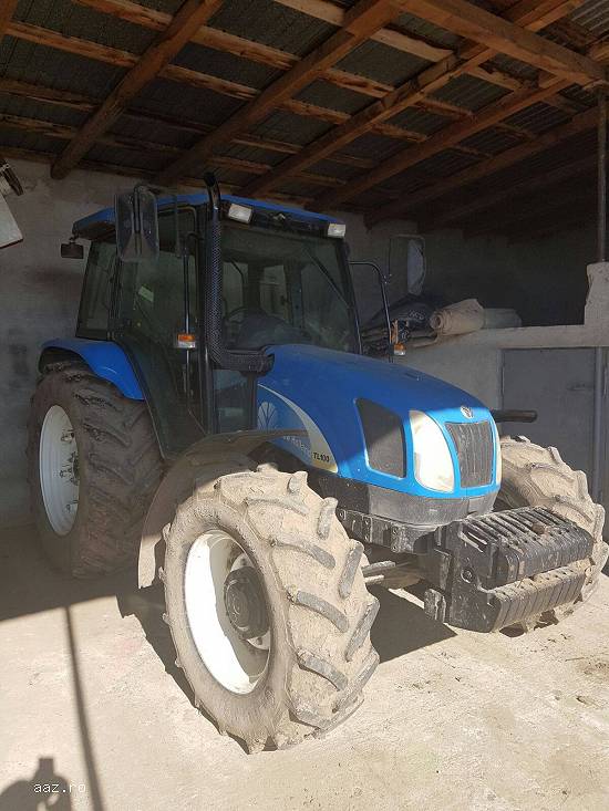 Tractor New Holland TLA 100