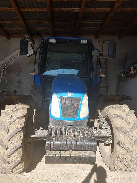 Tractor New Holland TLA 100