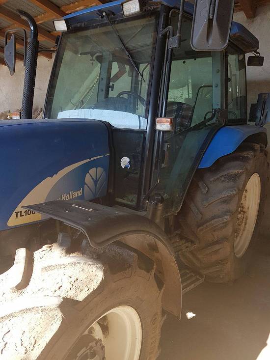 Tractor New Holland TLA 100