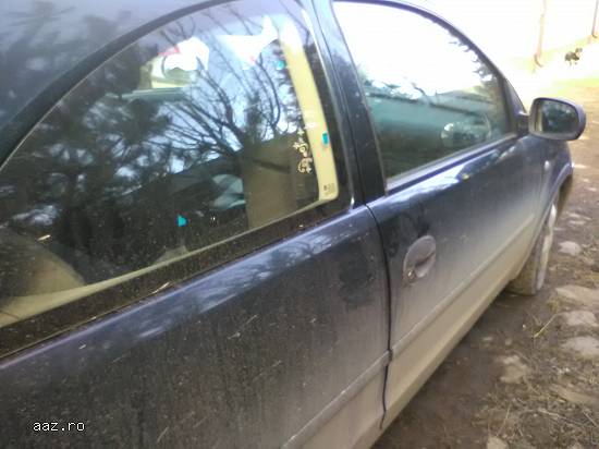 vand opel corsa in stare foarte buna