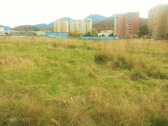 Teren intravilan,   1.400mp,   rezid./inv./industr. Brasov- Noua