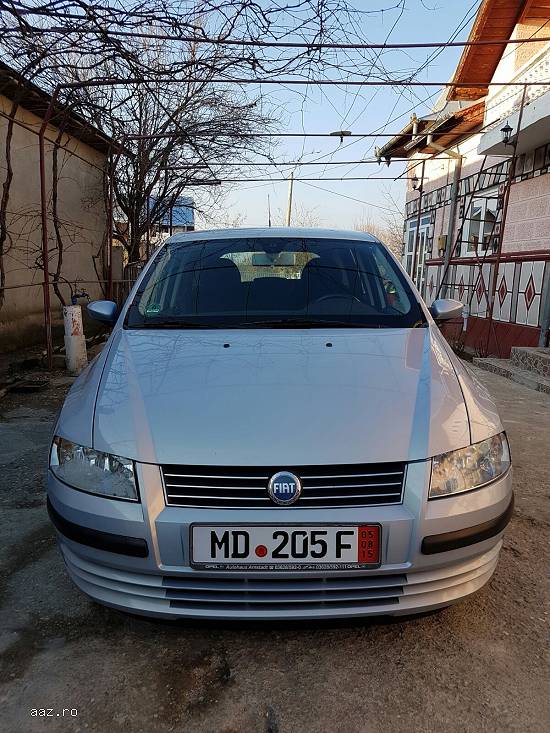 Vand fiat stilo  pe full ,  an 2002,  1800cm ,  benzina,  96.000km