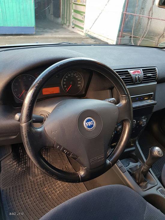 Vand fiat stilo  pe full ,  an 2002,  1800cm ,  benzina,  96.000km