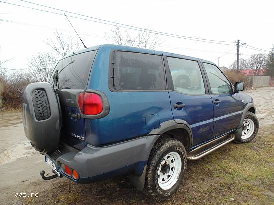 Vand Nissan Terrano II autoutilitara 4 locuri