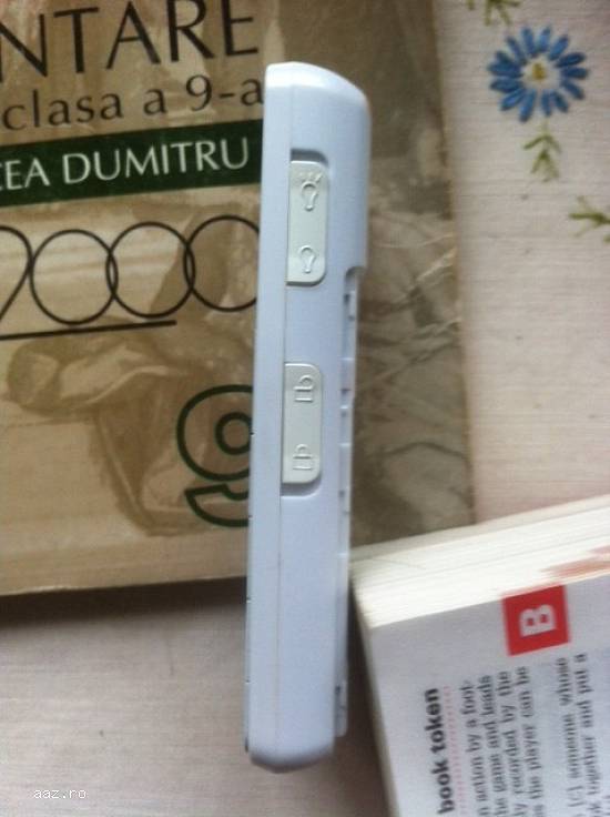 Telefon,    taste mari "Colia",    alb,    retea 2G,   (nu RDS)
