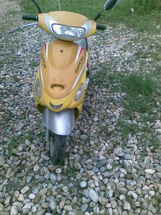 Scuter galben gopop