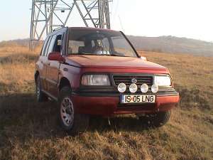Variante Suzuki Vitara pe pamanat