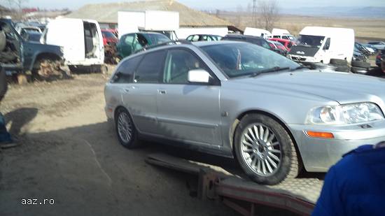 DEZMEMBREZ VOLVO V 40 DIN 2003