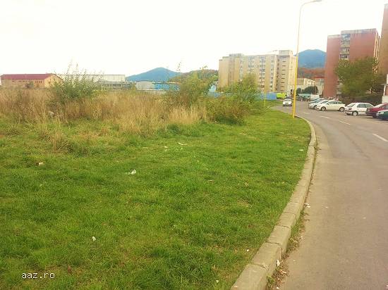 Teren intravilan,   1.400 mp,   potential investitie