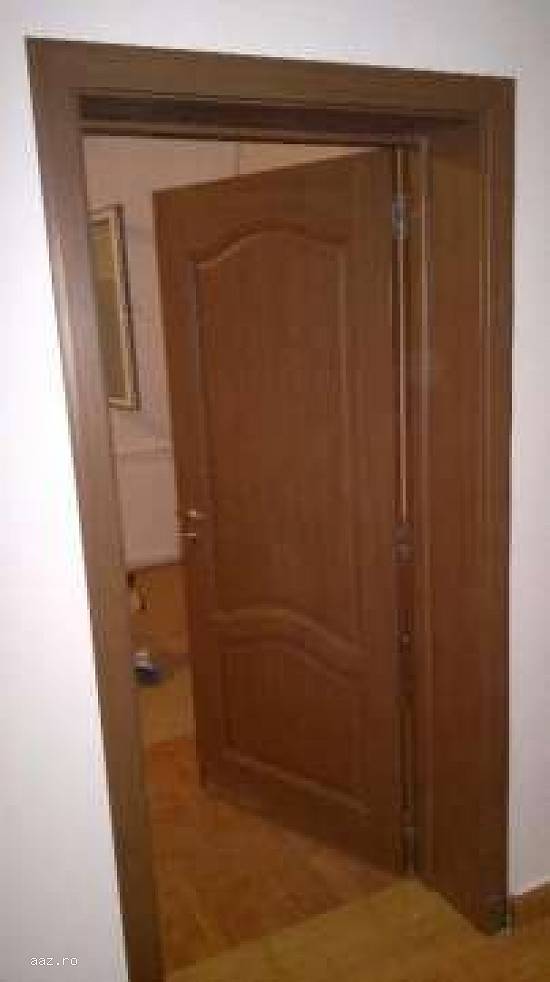 Montez usi interior corect si convenabil