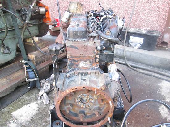Motor Isuzu 4 pistoane