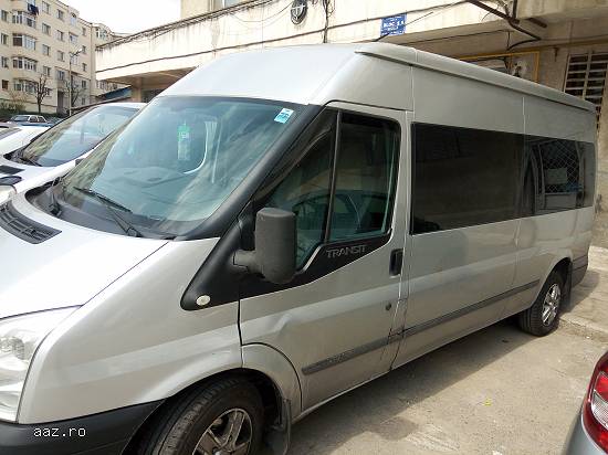 Inchiriez  microbuz 8+1 locuri fabricatie 2014 doar cu sofer.