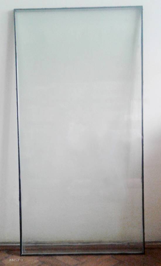 Geam termopan,   tamplarie din aluminiu.