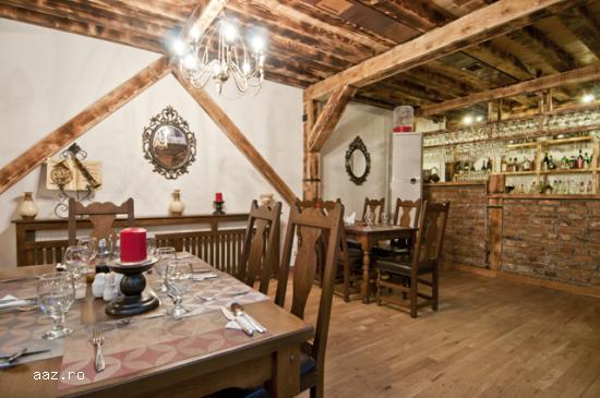 Mese pentru restaurant ,  tip Putna