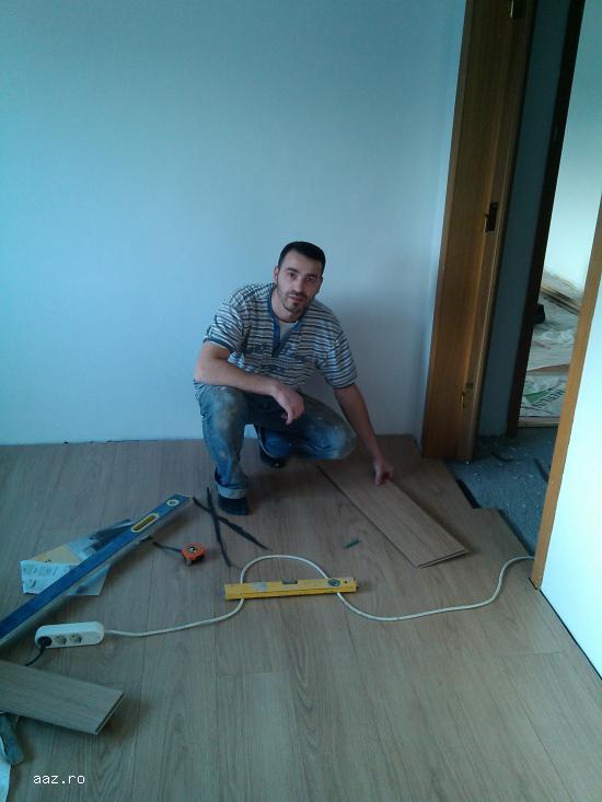 Servicii