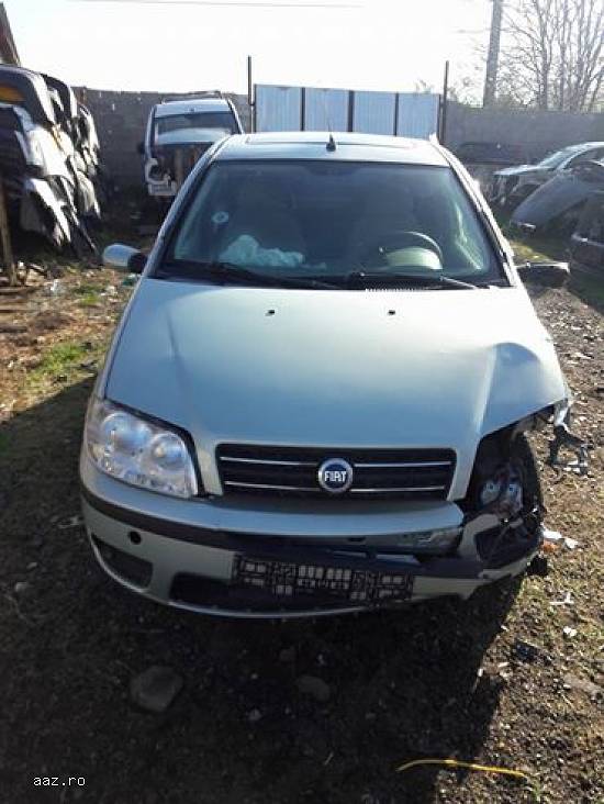 Dezmembrez Fiat Punto din 2006 1.4 16v