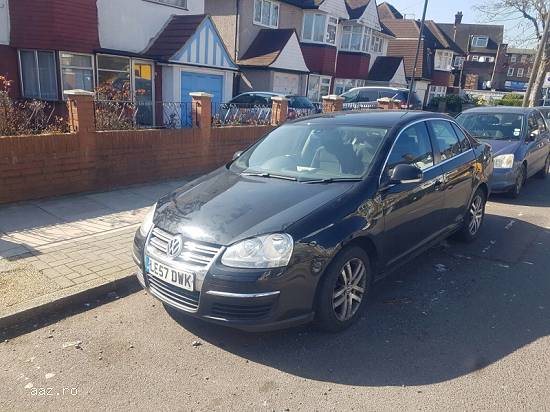 Dezmembrez Volkswagen Jetta 2.0 tdi BKD DSG 2008
