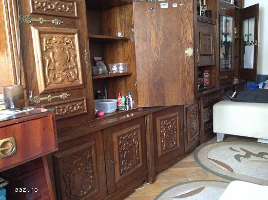 Casa la curte