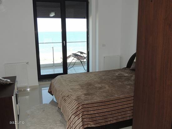 Cazare la apartament 2 camere lux Mamaia 1 Mai 2017