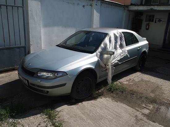 Lichidator judiciar,   vand autoturism Renault Laguna