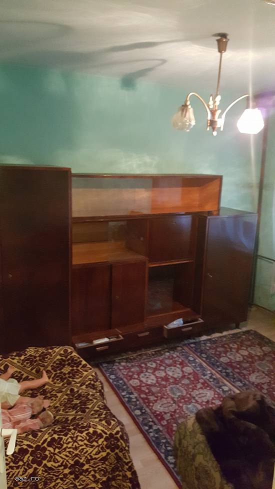 Vanzare apartament 4 camere